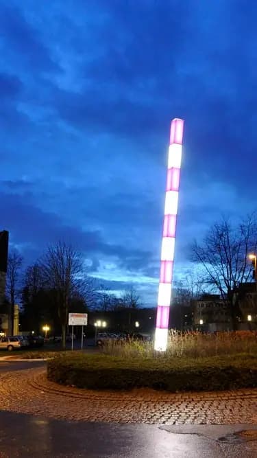 Vollbild (zugeschnitten)